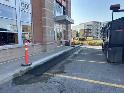 Réparation de stationnement commercial à Québec