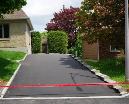 Réfection d'entrée de pavage avec bordures à Québec